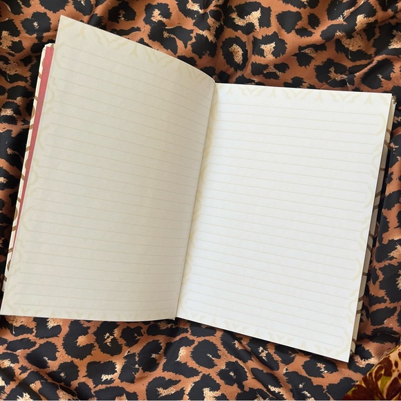 New Raymond Waites Notebook - Picture 3 of 3